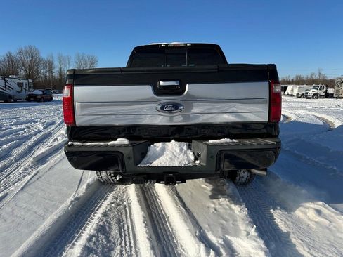 Used 2016 Ford F350 Platinum w/ Platinum Package image 2