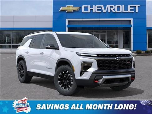 New 2026 Chevrolet Traverse Z71 w/ Driver Confidence Package AWD/4WD image 7