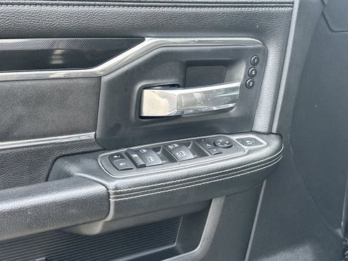 Used 2022 RAM 2500 Laramie AWD/4WD image 14