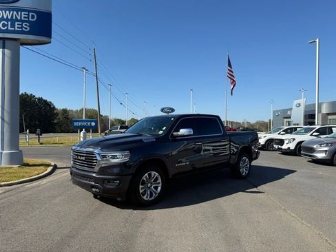Used 2021 RAM 1500 Limited w/ Body Color Bumper Group AWD/4WD image 3