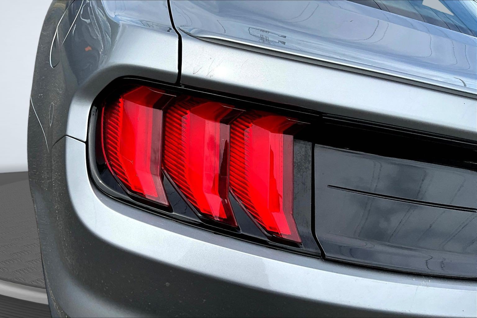 Used 2022 Ford Mustang Premium RWD image 20