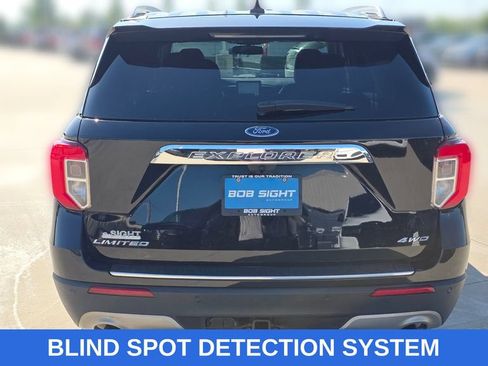 Used 2022 Ford Explorer Limited w/ Equipment Group 301A AWD/4WD image 4