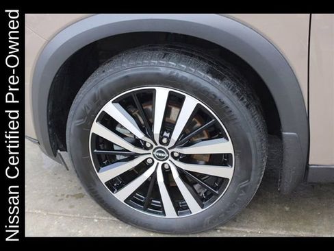 Certified 2023 Nissan Pathfinder Platinum AWD/4WD image 14