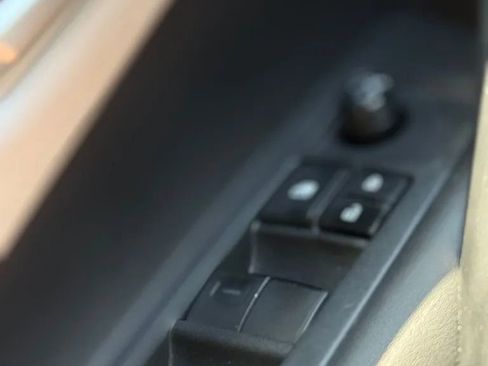 Used 2020 Toyota Corolla SE image 15