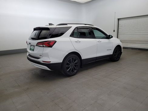 Used 2023 Chevrolet Equinox RS w/ LPO, Floor Liner Package FWD image 9
