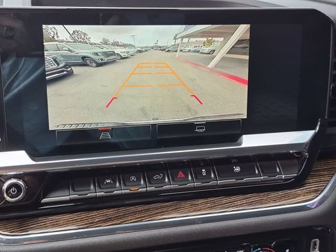 Used 2023 GMC Sierra 1500 Elevation RWD image 7