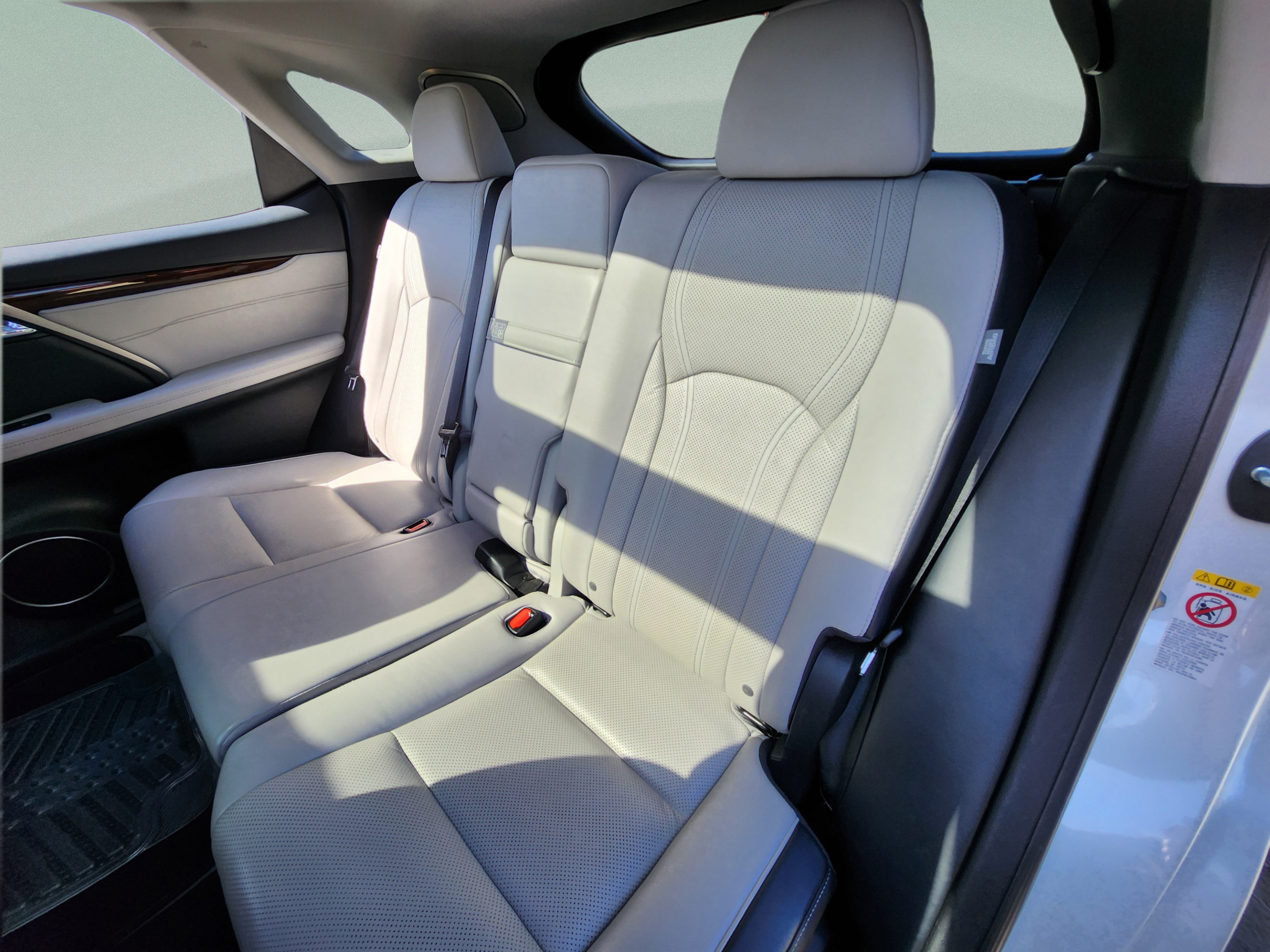Used 2018 Lexus RX 350 FWD w/ Premium Package image 22