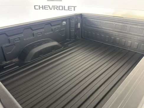 Used 2024 Chevrolet Silverado 2500 Custom w/ Custom Convenience Package image 15