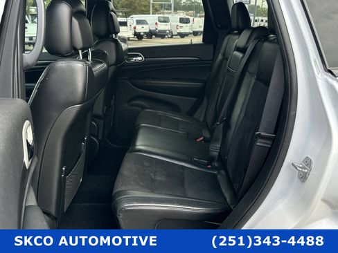 Used 2020 Jeep Grand Cherokee Altitude image 14