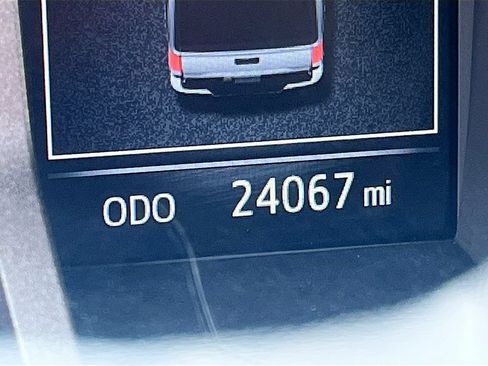 Used 2023 Toyota Tacoma TRD Off-Road AWD/4WD image 12