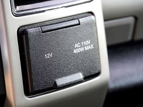 Used 2019 Ford F250 Lariat w/ Lariat Value Package image 19