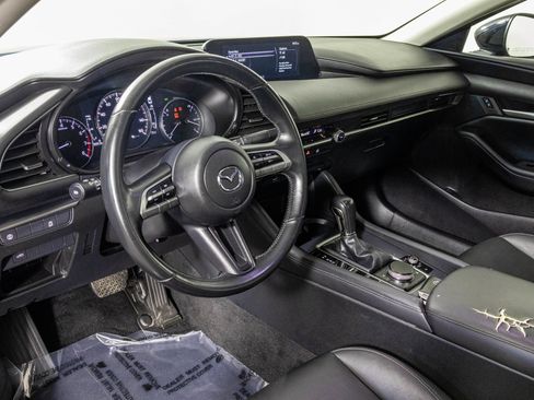 Used 2020 MAZDA MAZDA3 Sedan w/ Select Package FWD image 3