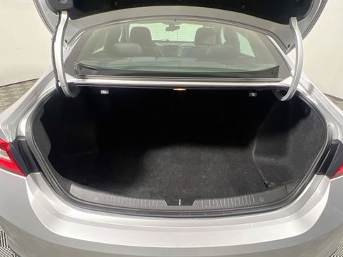 Used 2018 Chevrolet Malibu LS FWD image 34