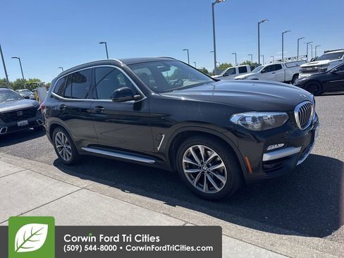Used 2018 BMW X3 xDrive30i AWD/4WD image 1