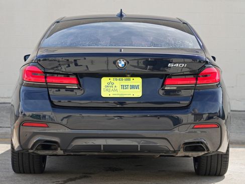 Used 2021 BMW 540i w/ M Sport Package RWD image 11