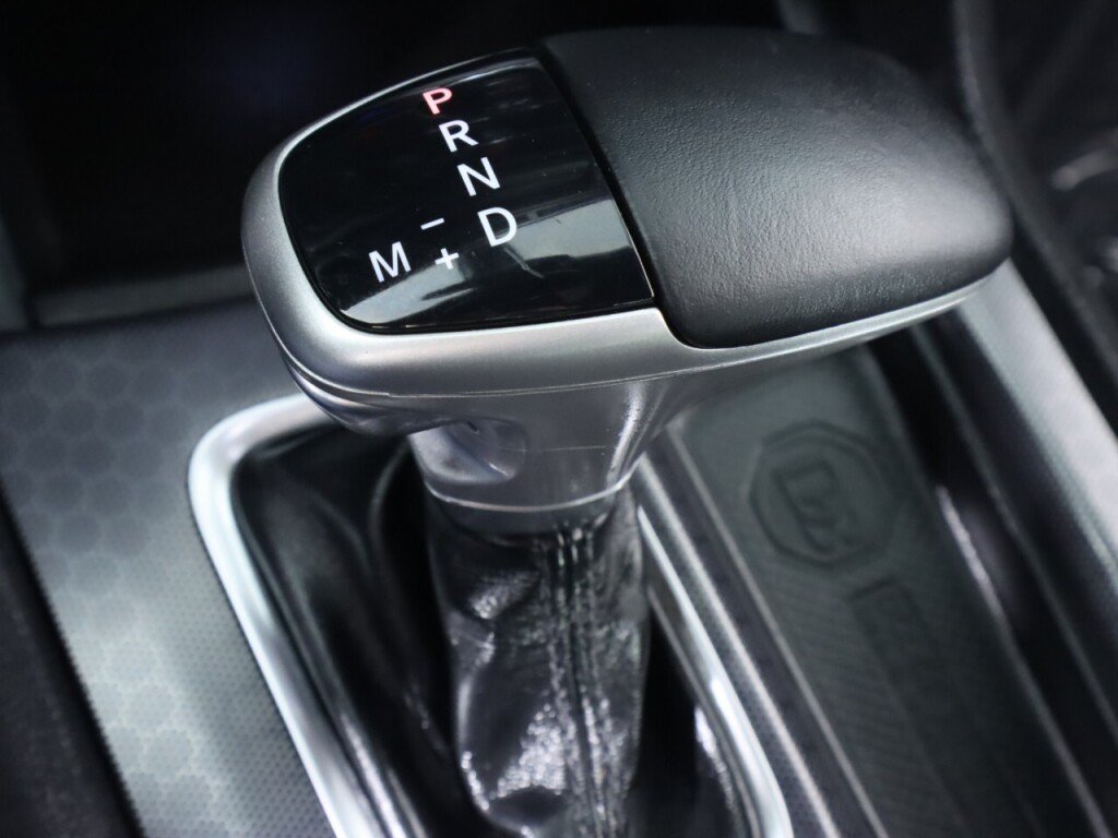 Used 2015 Dodge Charger R/T RWD image 24