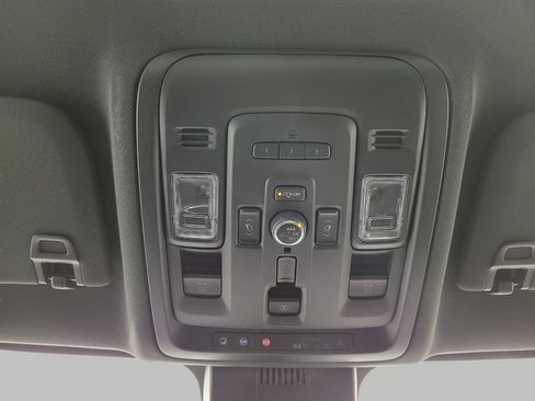 Certified 2023 Chevrolet Suburban Premier image 14