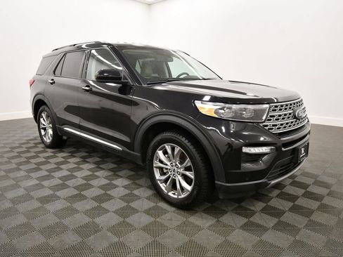 Used 2024 Ford Explorer Limited AWD/4WD image 10