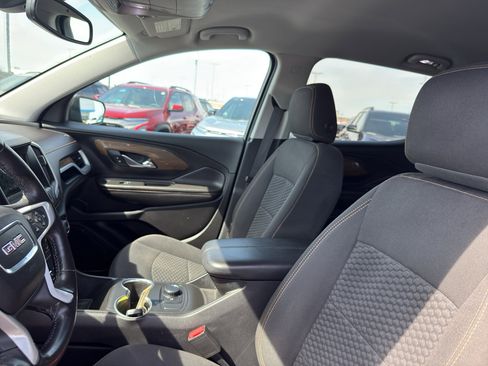 Used 2019 GMC Terrain SLE w/ LPO, Floor Liner Package FWD image 26