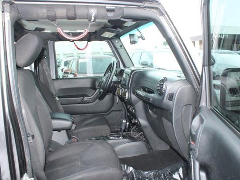 Used 2017 Jeep Wrangler Unlimited Sport w/ Quick Order Package 24S image 12