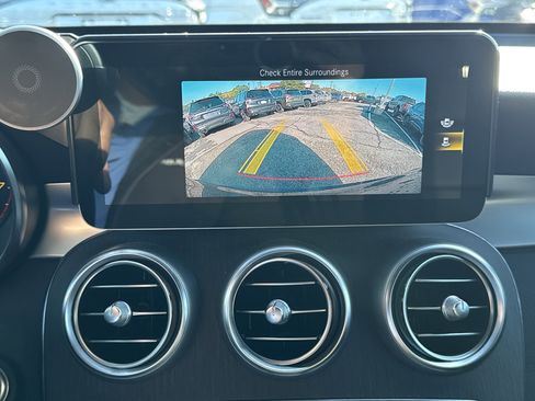 Used 2020 Mercedes-Benz GLC 300 GLC 300 image 20