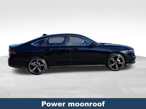Used 2024 Honda Accord Sport image 9