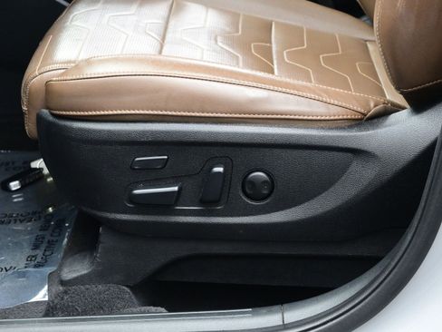 Used 2022 Kia Telluride SX w/ SX Prestige Package image 11