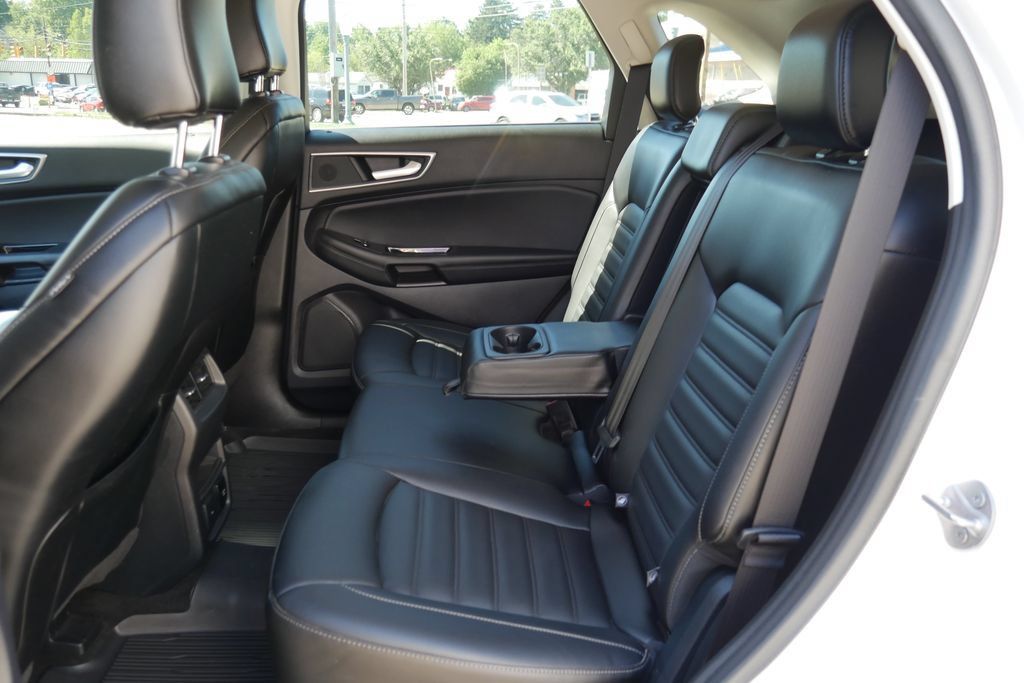 Used 2020 Ford Edge SEL w/ Convenience Package AWD/4WD image 14