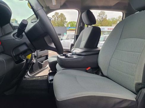 Used 2023 RAM 1500 Classic SLT w/ Protection Group AWD/4WD image 15