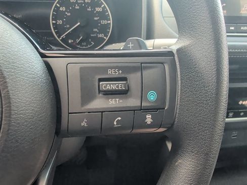 Used 2023 Nissan Rogue SV AWD/4WD image 26
