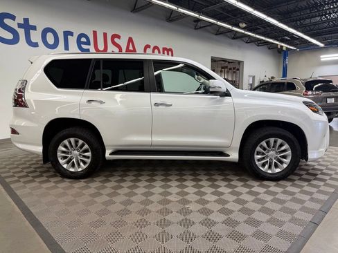 Used 2023 Lexus GX 460 Premium w/ Premium Package AWD/4WD image 8