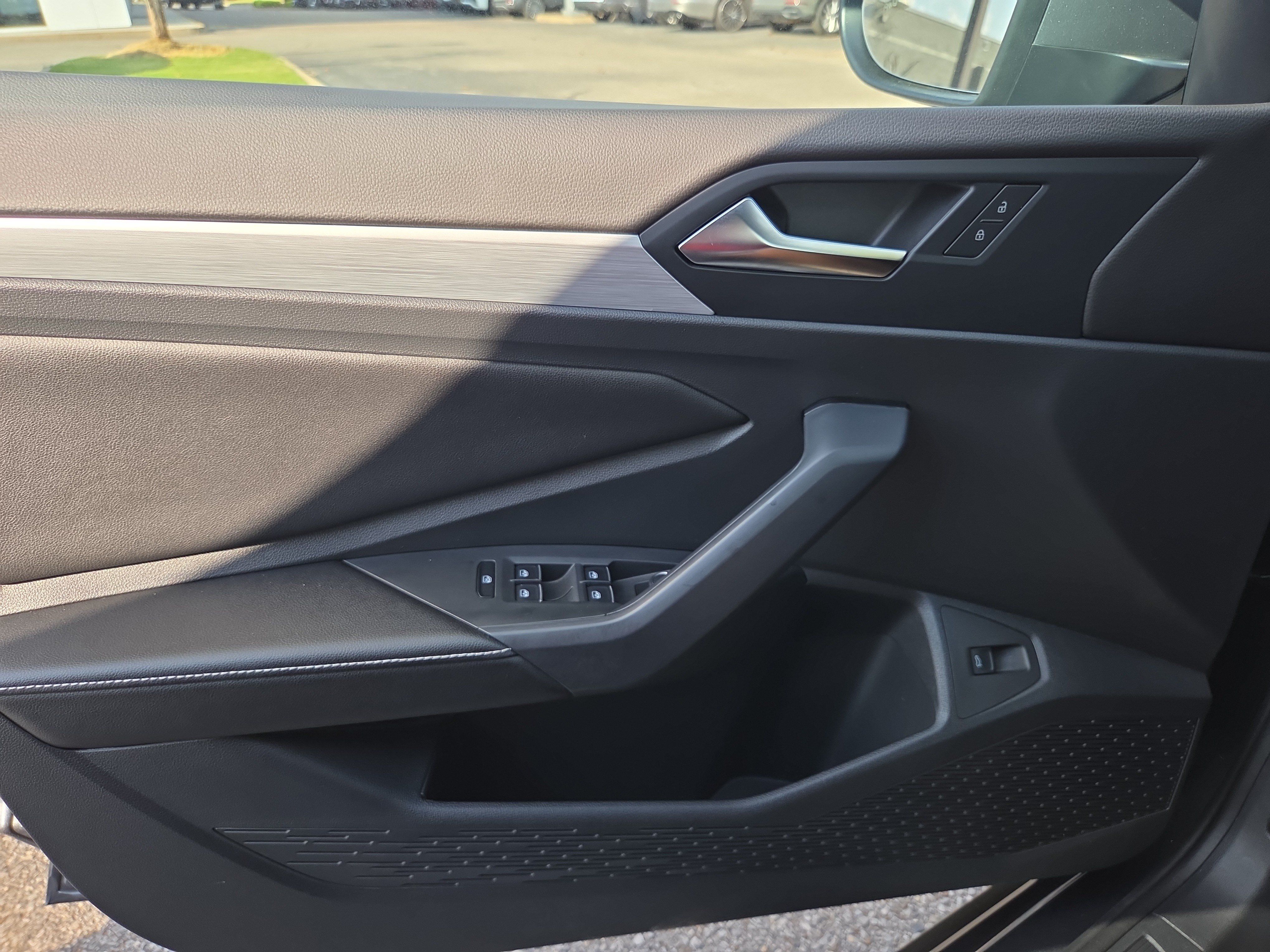 Certified 2026 Volkswagen Jetta Sport FWD image 9