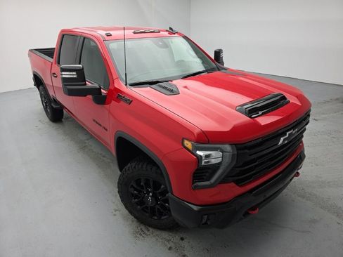 New 2026 Chevrolet Silverado 3500 LT w/ Trail Boss Package image 2