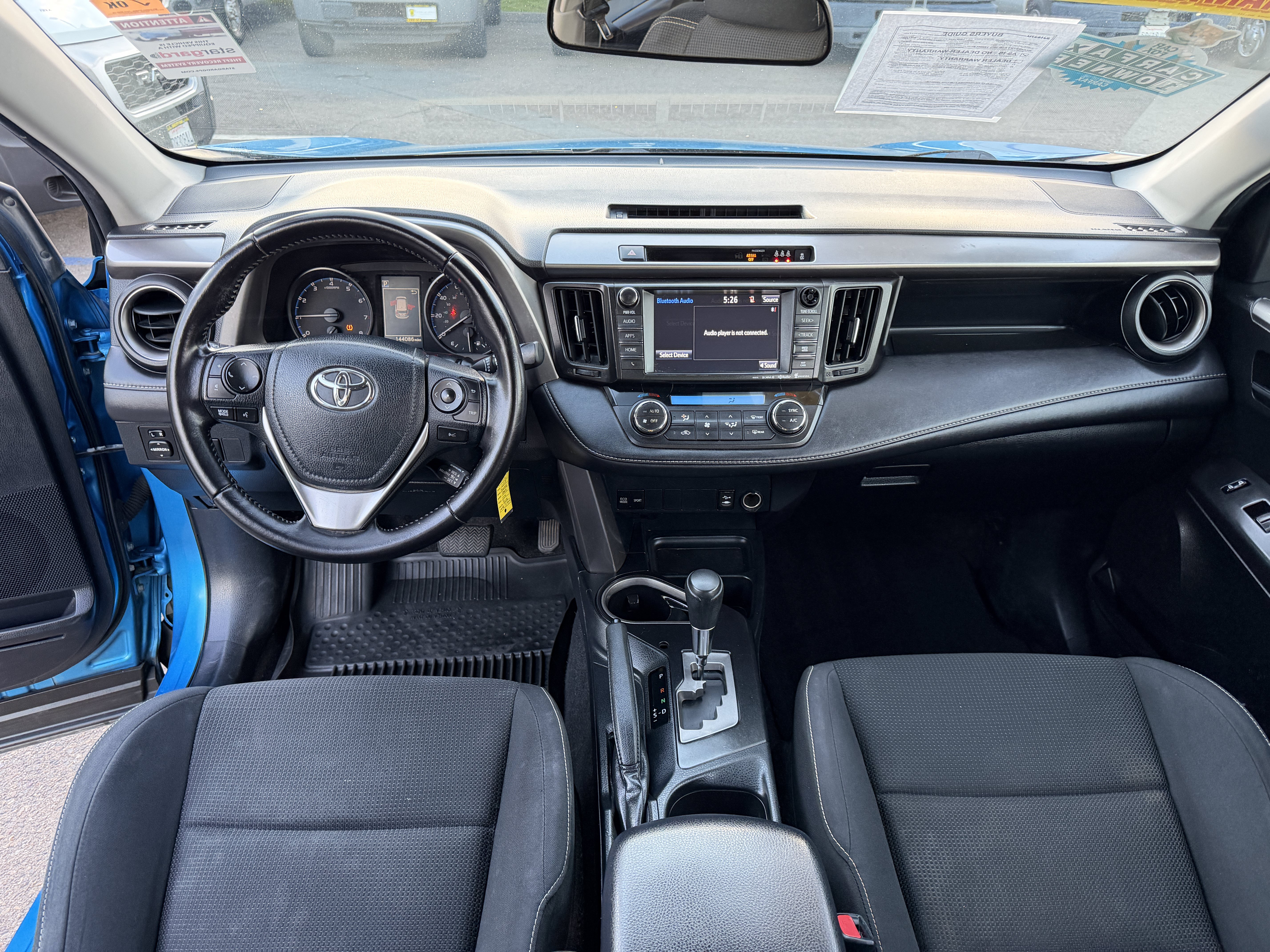 Used 2017 Toyota RAV4 XLE w/ Preferred Accessory Package FWD image 11