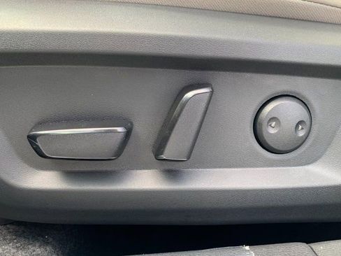 New 2026 Nissan Rogue SV w/ SV Premium Package FWD image 13