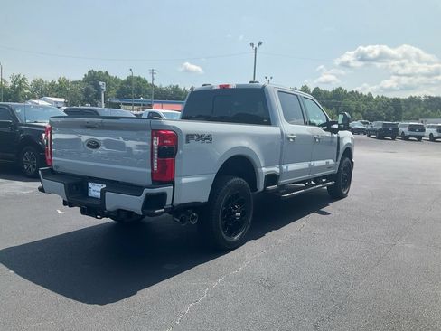 New 2026 Ford F250 Lariat w/ Black Appearance Package AWD/4WD image 5