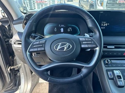 Used 2025 Hyundai Palisade SEL FWD image 14