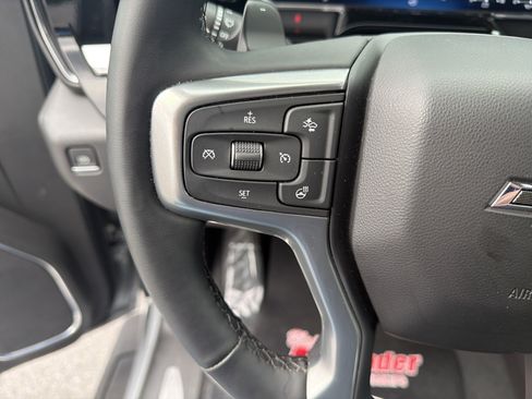 Used 2026 Chevrolet Silverado 1500 LT Trail Boss w/ LT Trail Boss Premium Package AWD/4WD image 18
