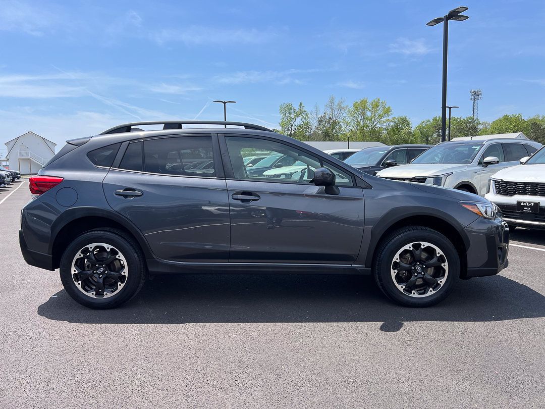 Used 2023 Subaru Crosstrek 2.0i Premium AWD/4WD image 9