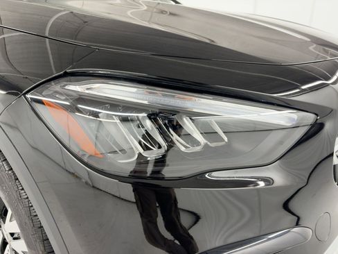 Certified 2025 Mercedes-Benz GLA 250 image 11