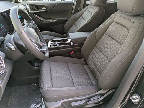 New 2026 Chevrolet Equinox LT image 11