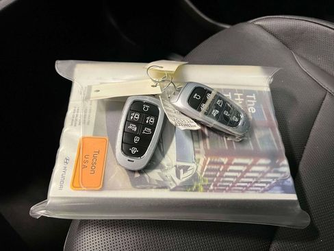 Used 2023 Hyundai Tucson Limited AWD/4WD image 37