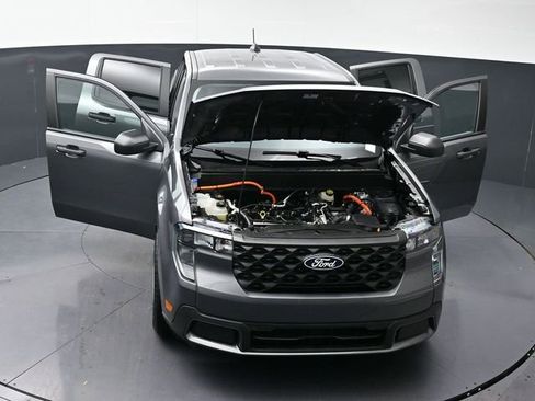 Used 2025 Ford Maverick XLT image 43