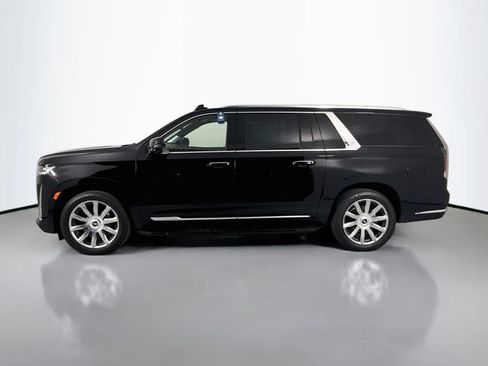Used 2024 Cadillac Escalade ESV Premium Luxury Platinum AWD/4WD image 4