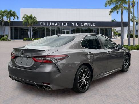 Used 2024 Toyota Camry SE FWD image 7