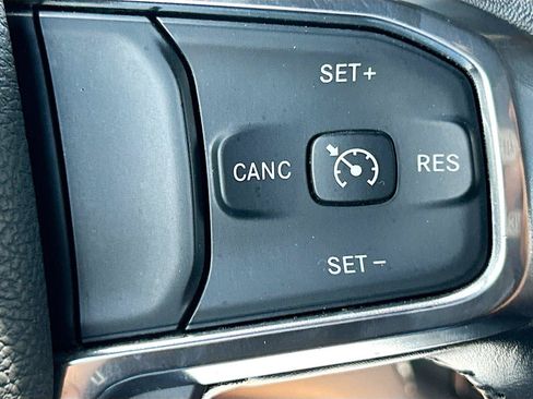 Used 2024 RAM 1500 Laramie AWD/4WD image 36
