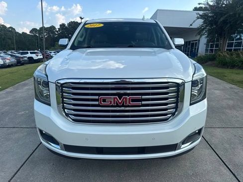 Used 2017 GMC Yukon SLT w/ Premium Edition RWD image 2