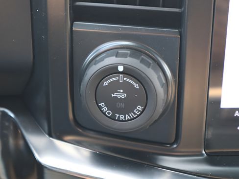 New 2026 Ford F250 Lariat w/ Lariat Ultimate Package AWD/4WD image 23
