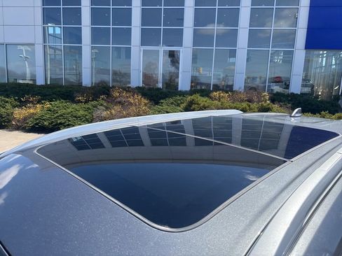 Used 2022 Nissan Rogue SV w/ SV Premium Package image 10