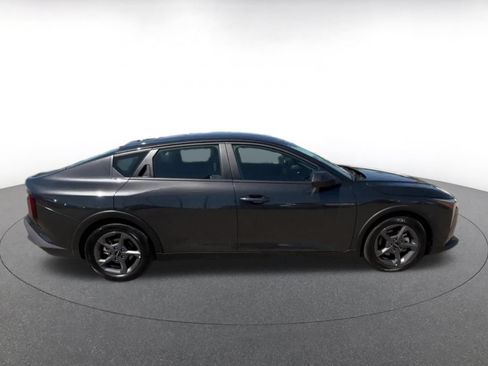 Used 2026 Kia K4 FWD image 16
